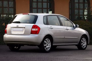 2005 Kia Spectra5 hatchback.
