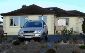 B&B's like this one in Inverness were our preferred accommodation during our trip with the Lexus RX 400h.