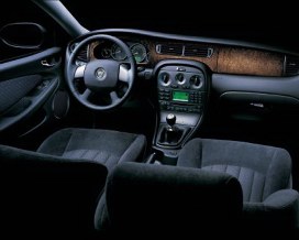 2006 Jaguar X-Type interior is posh.