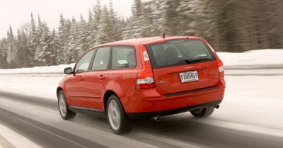 Winter driving in a 2005 Volvo V50 Sports Wagon.